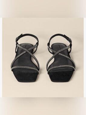 Amazon Essentials Black Crystal-Strap Flat Sandals